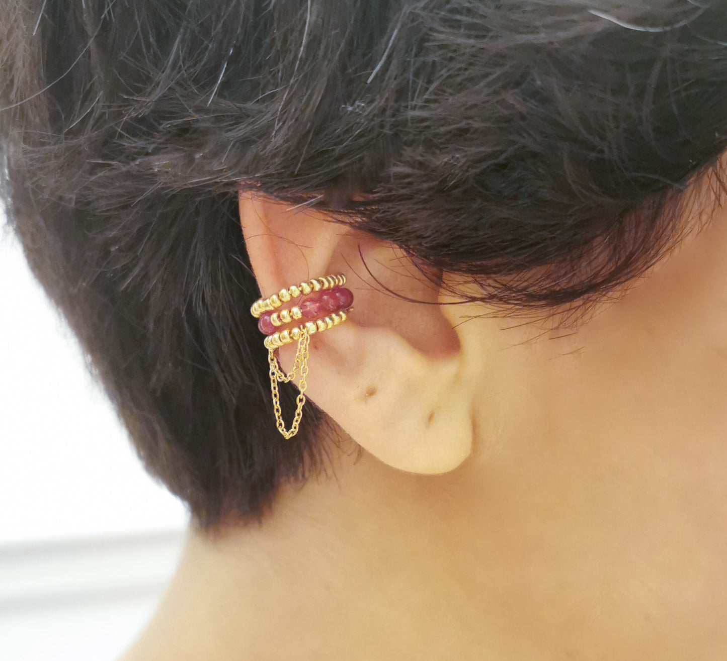 earcuff fait main, conch piercing, bijoux colorés, fake piercing, boucles d'oreilles perles