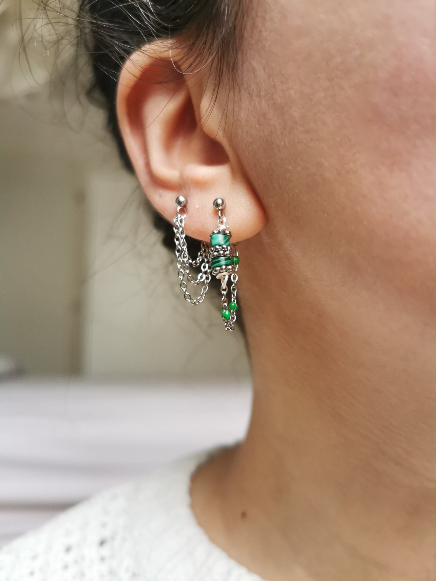 Boucle d'oreille acier argenté à l'unité, composition piercings d'oreilles vert