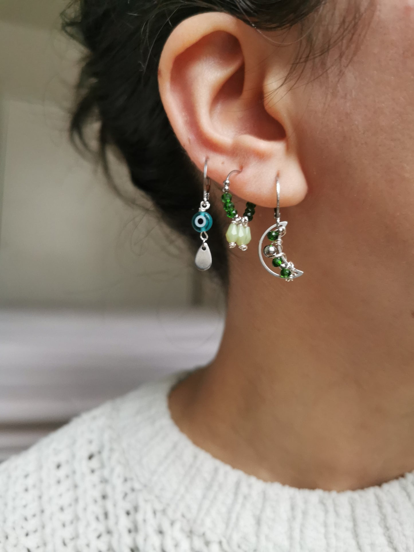 Boucle d'oreille acier argent, composition piercings d'oreilles vert , lune et œil