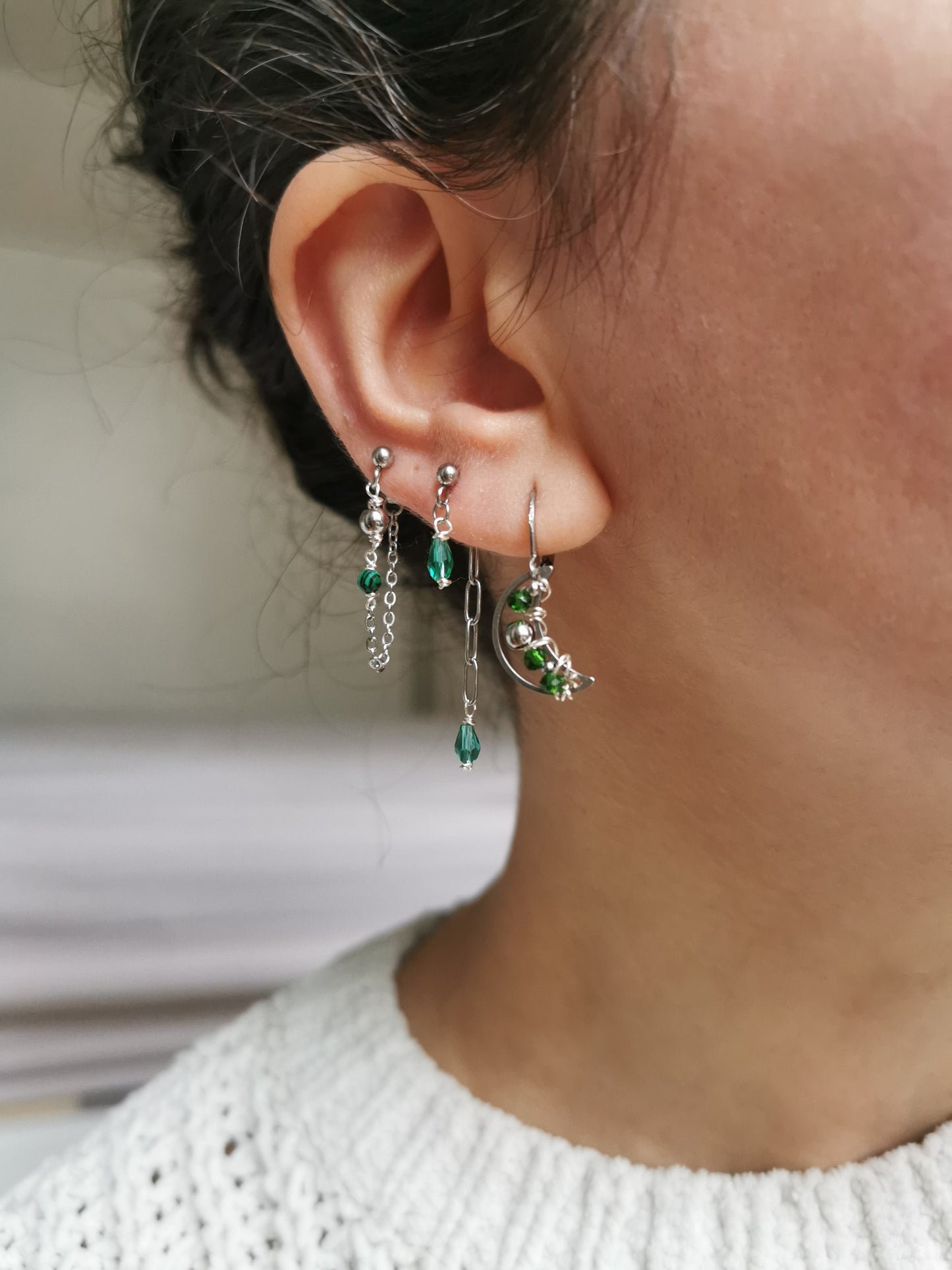 Boucle d'oreille acier argent, composition piercings d'oreilles vert , lune et œil