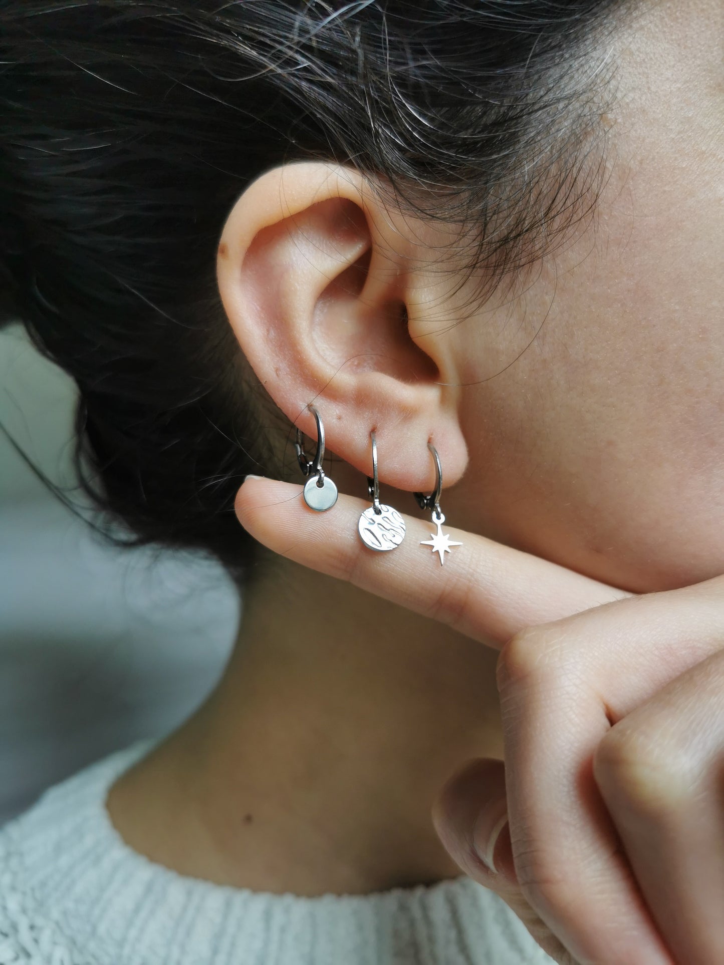 Boucle d'oreille lune et etoile acier argent a l'unité, compositions piercings d'oreilles