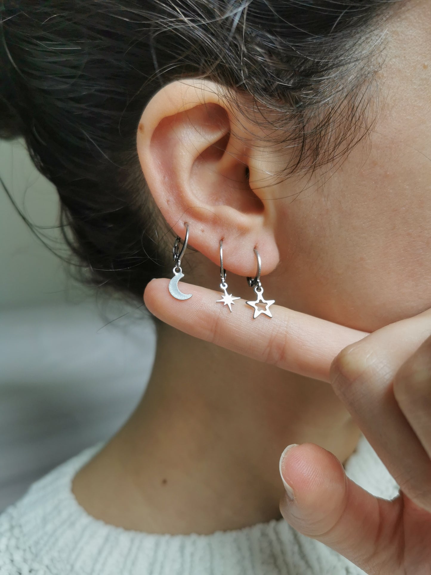 Boucle d'oreille lune et etoile acier argent a l'unité, compositions piercings d'oreilles