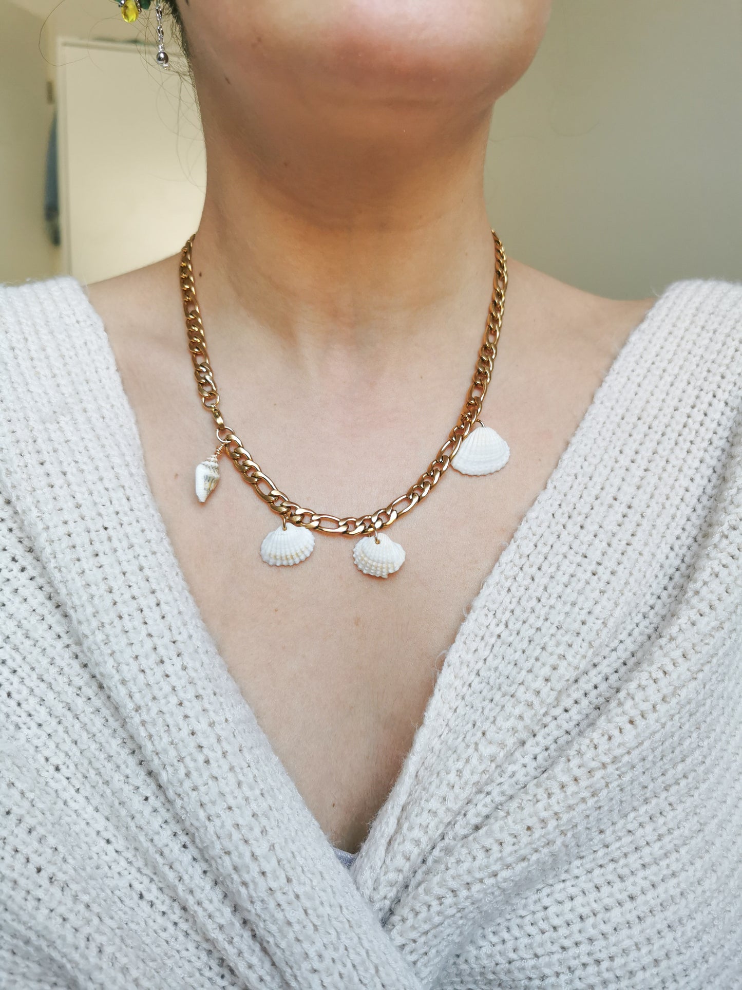 Collier acier et véritable coquillage