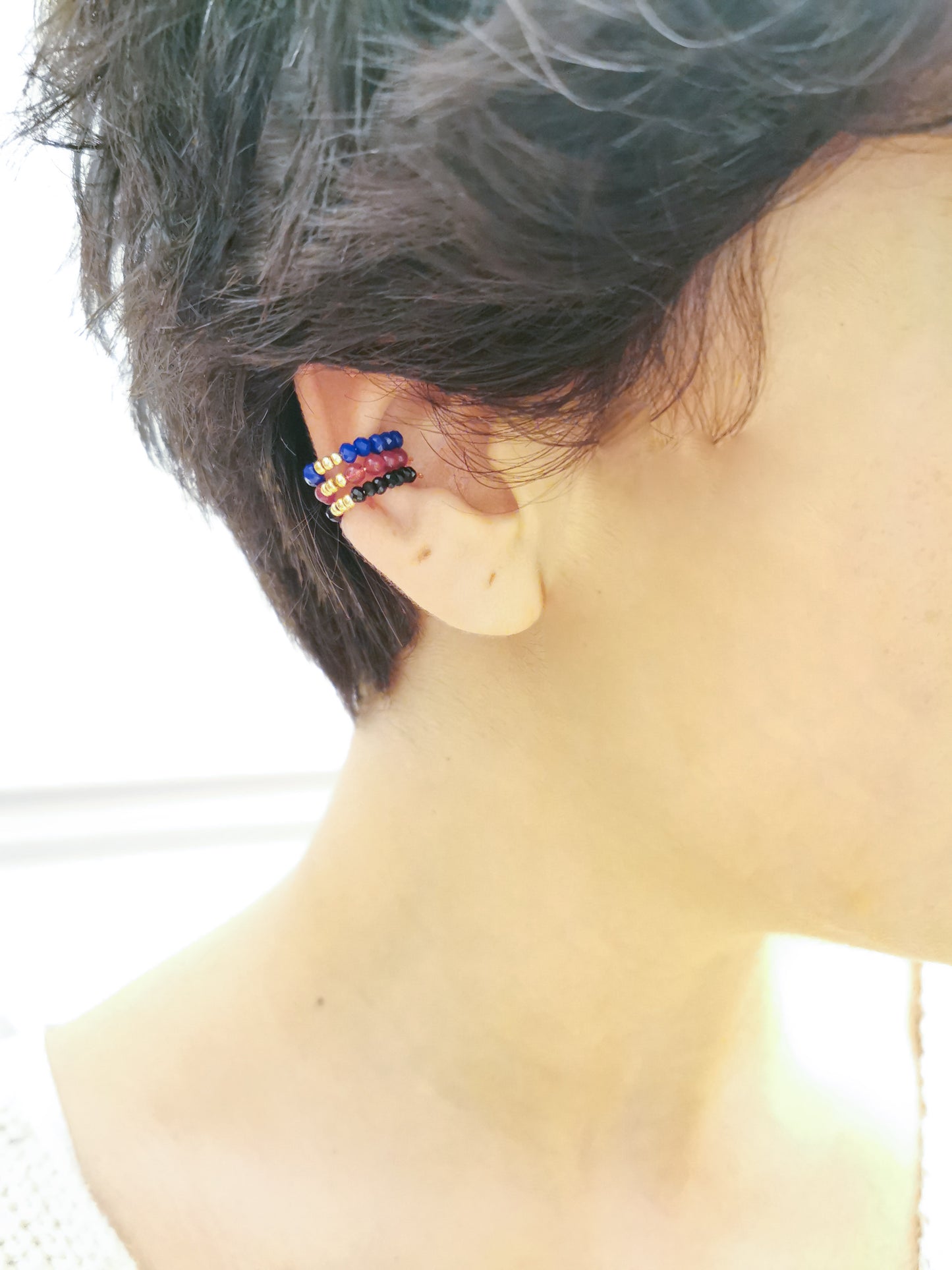 earcuff fait main, conch piercing, bijoux colorés, fake piercing, boucles d'oreilles perles