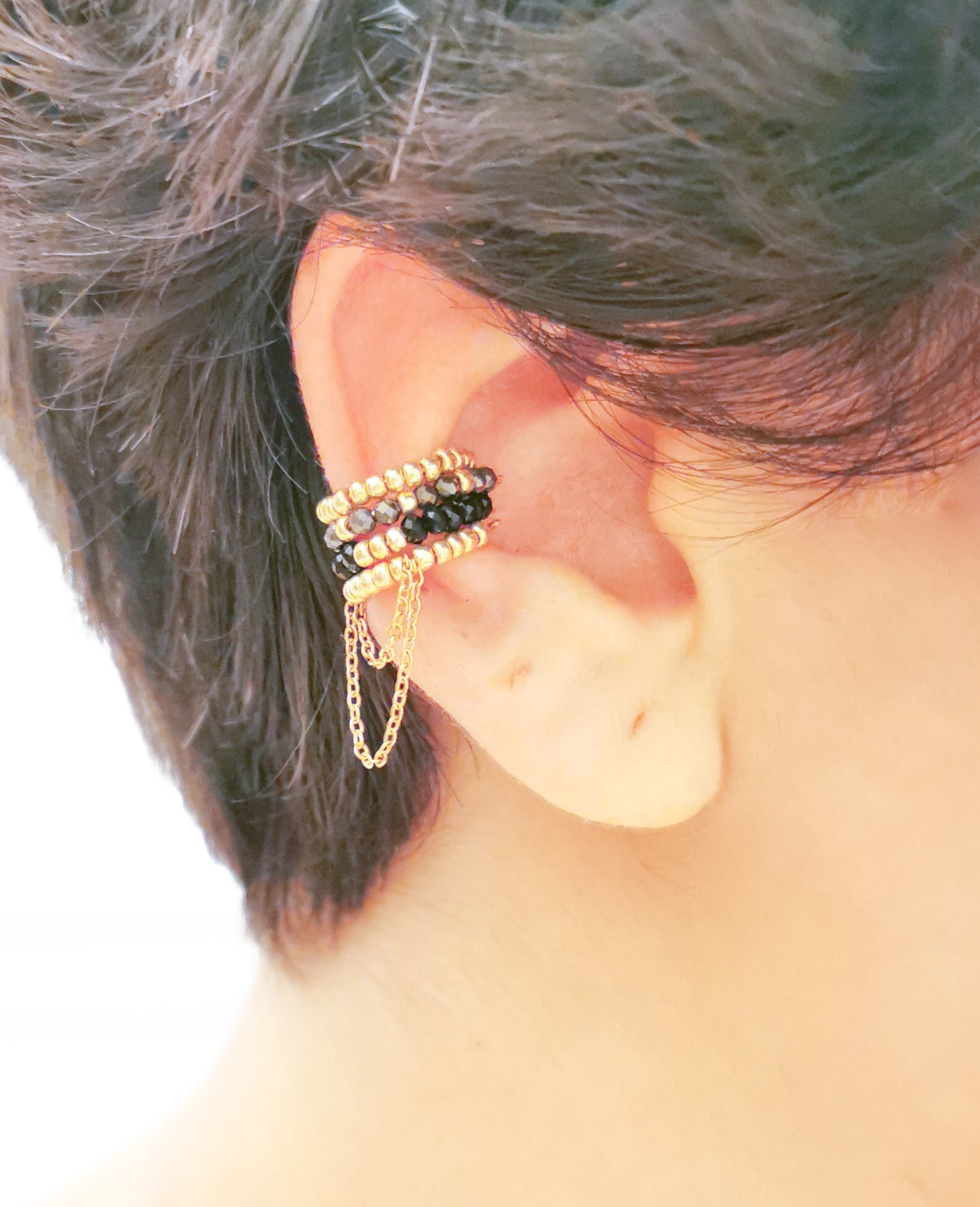 earcuff fait main, conch piercing, bijoux colorés, fake piercing, boucles d'oreilles perles