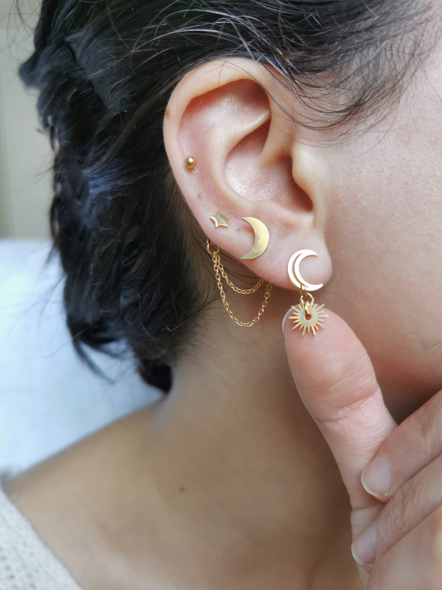 Chaine d'oreille en acier , boucle d'oreille double lune et etoile