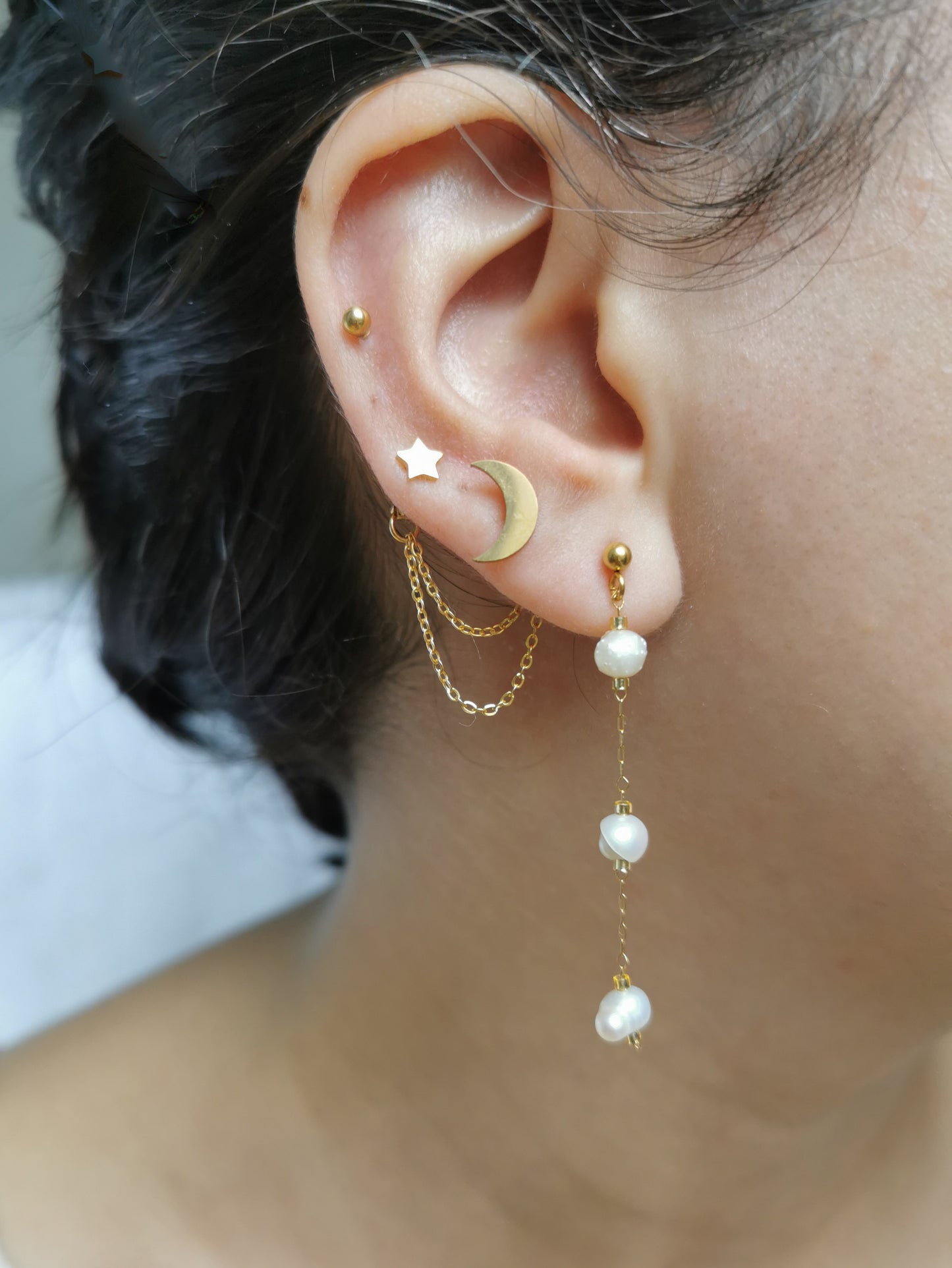 Chaine d'oreille en acier , boucle d'oreille double lune et etoile