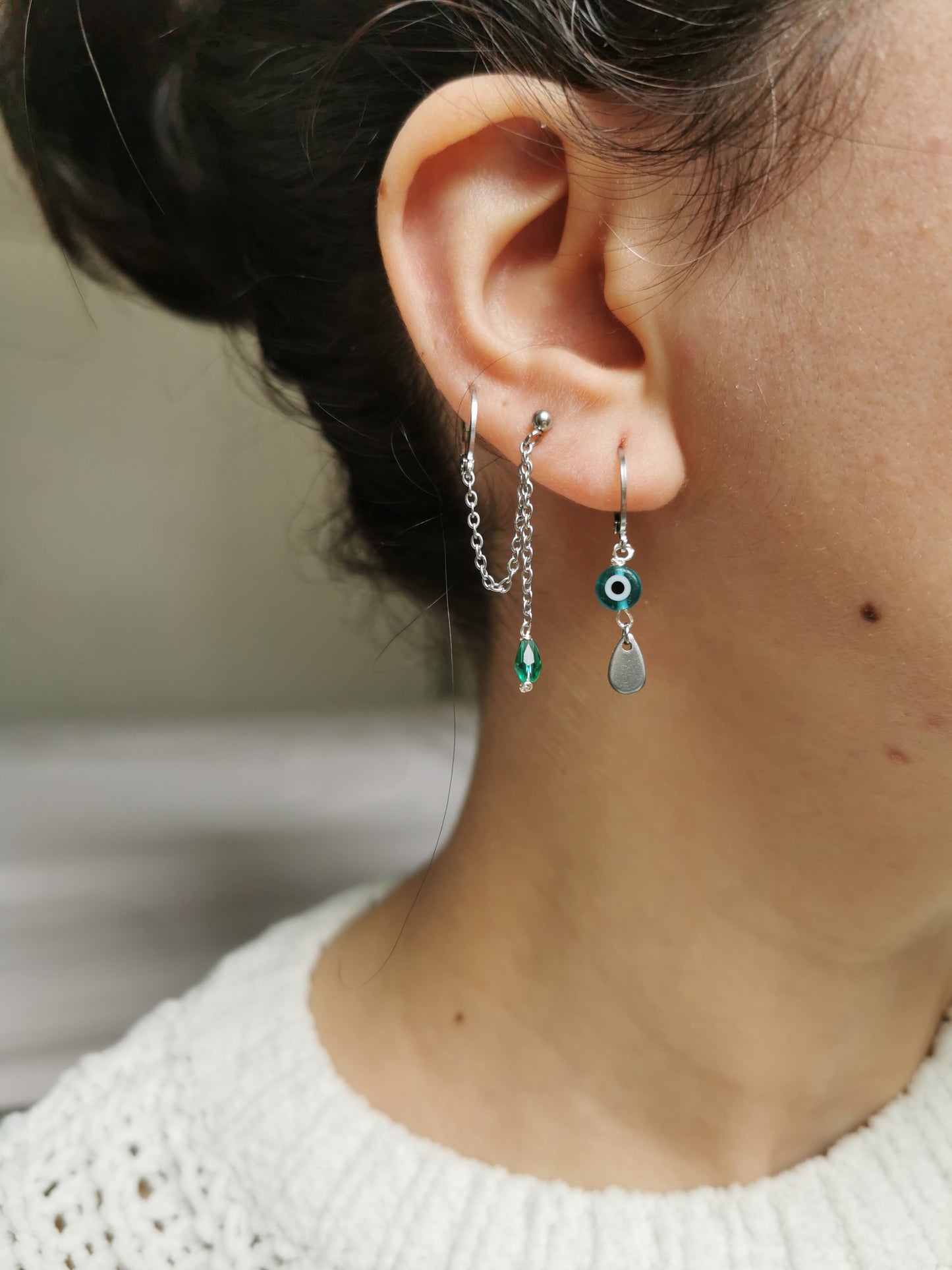 Boucle d'oreille double acier argent, chaine d'oreille perle verte